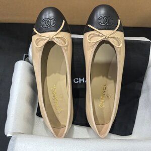 CHANEL Beige Lambskin Cap Toe Ballerina Flats